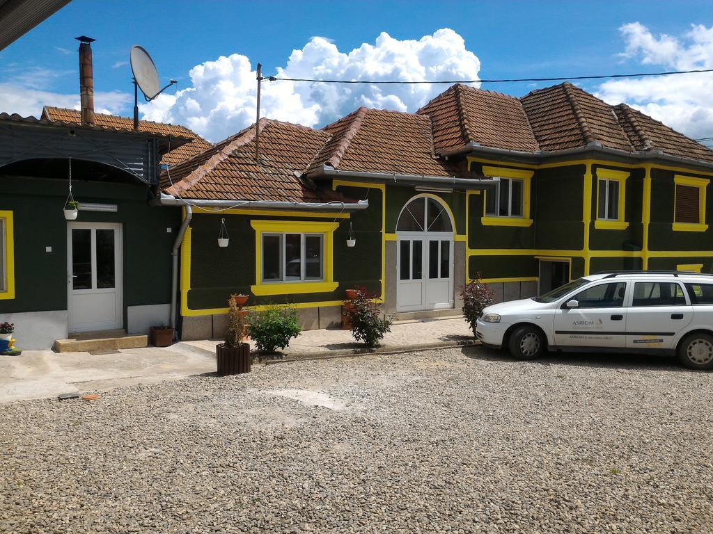 Casa Ana Hateg Exterior photo